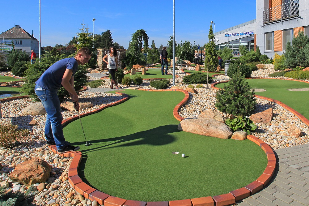 Adventure minigolf Kravaře